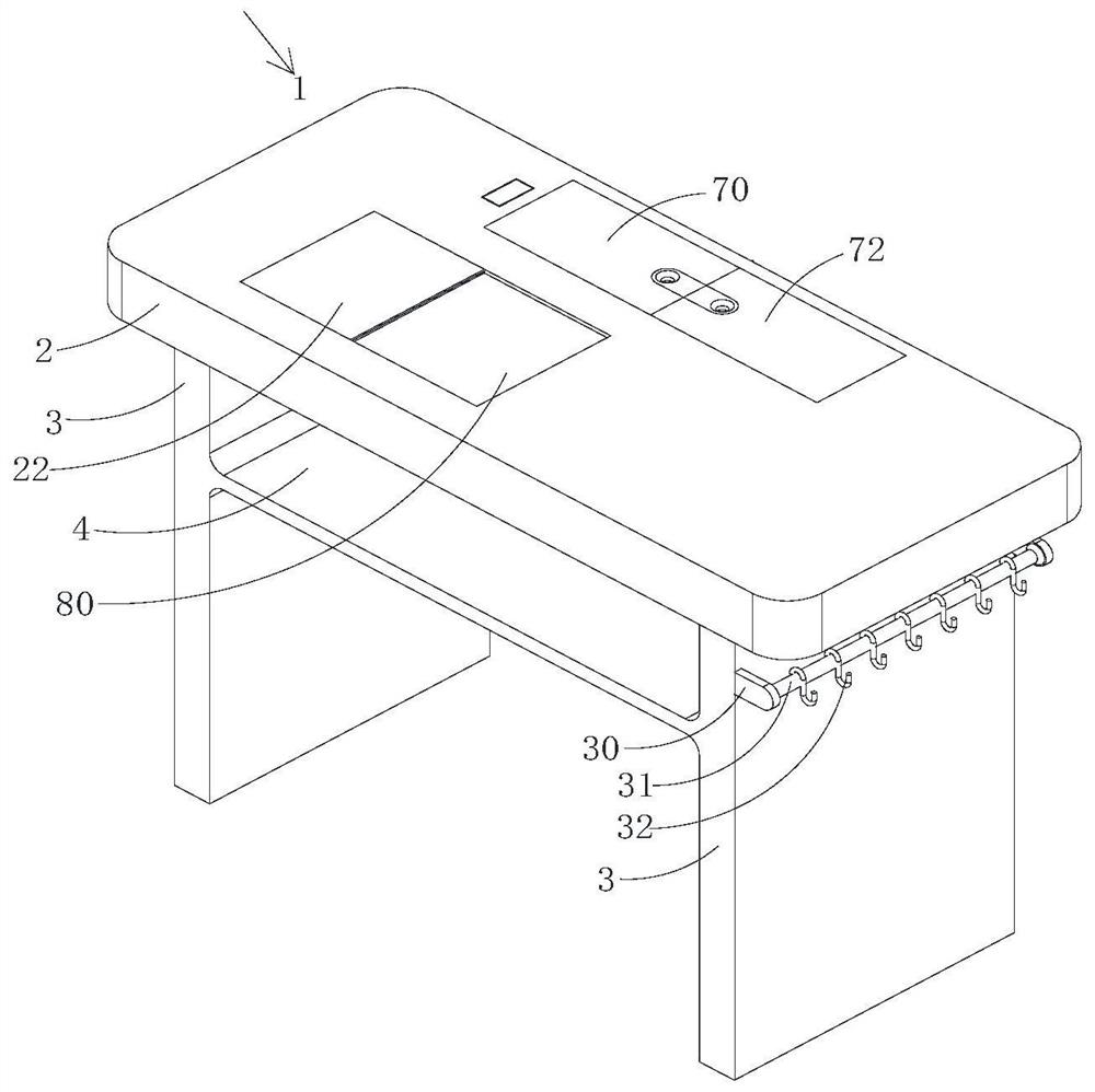 A multifunctional desk and its use method