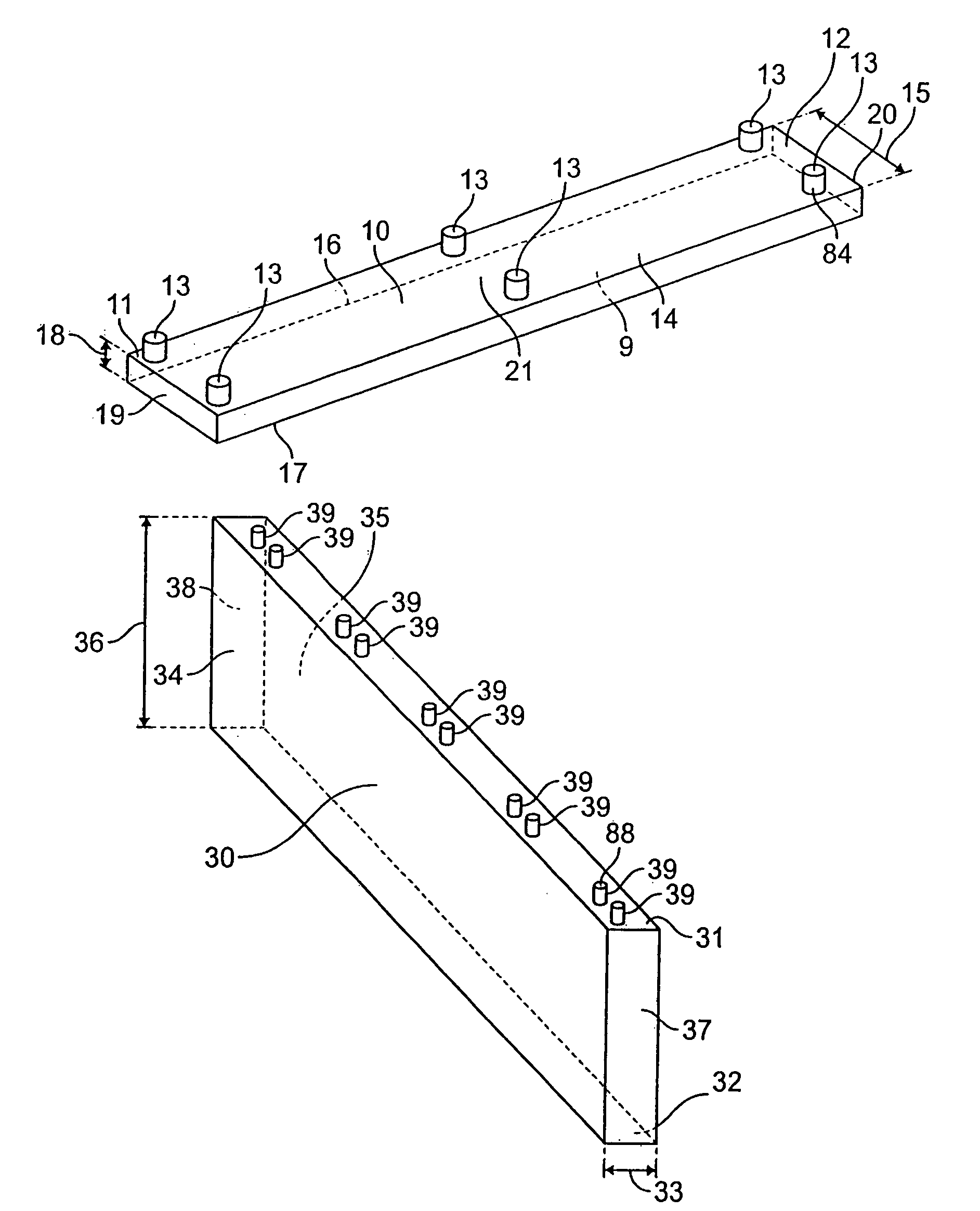 Wooden dowel in pallet assembly