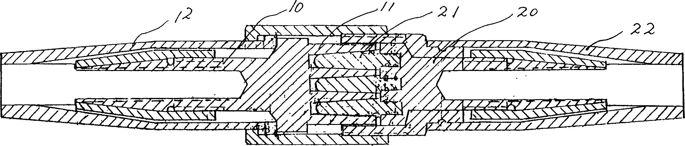 Copper receptacle assembly with sectional pins and elastic groove