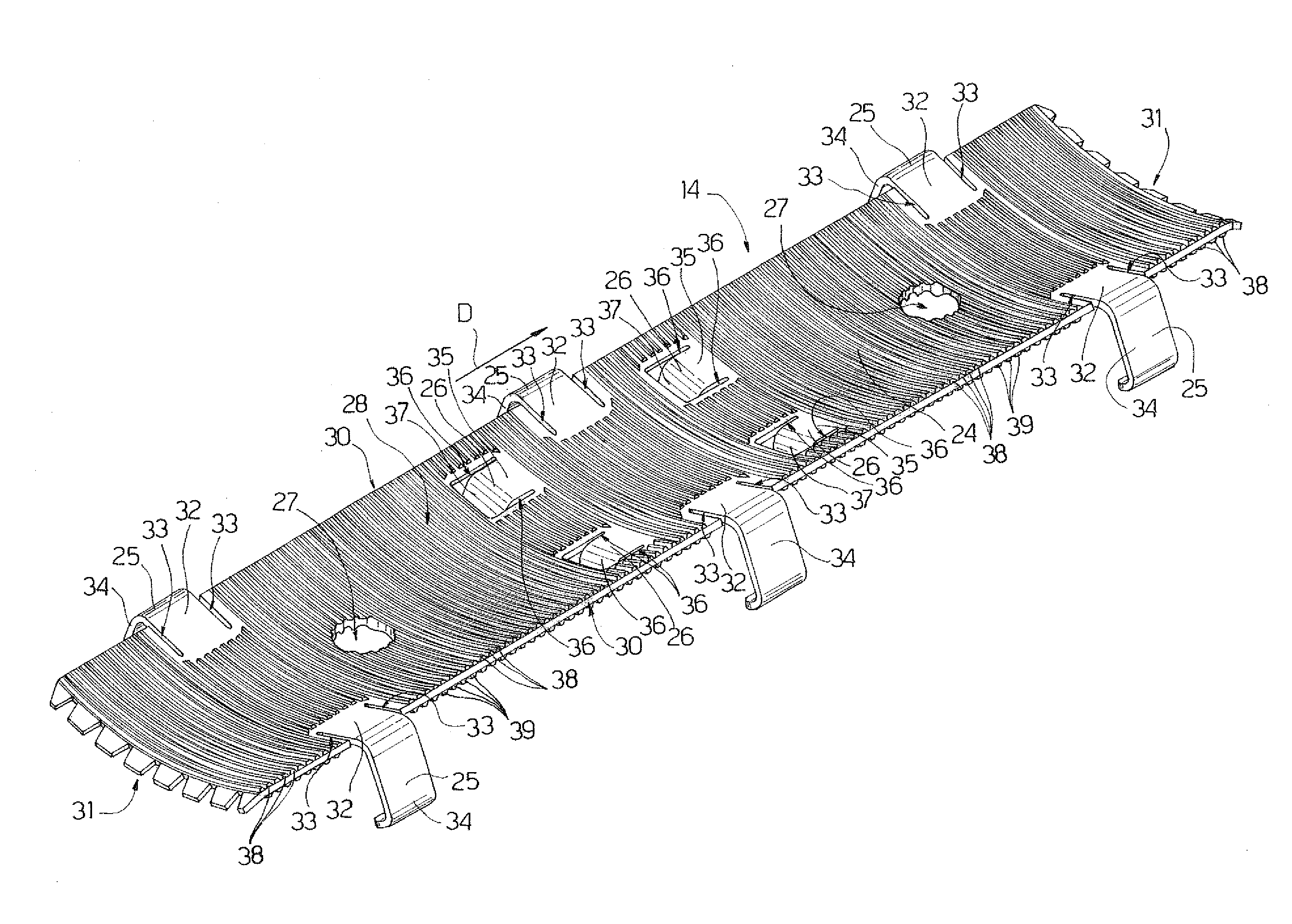 Gripping device for gripping underwater pipelines at the laying stage, and relative auxiliary gripping tool