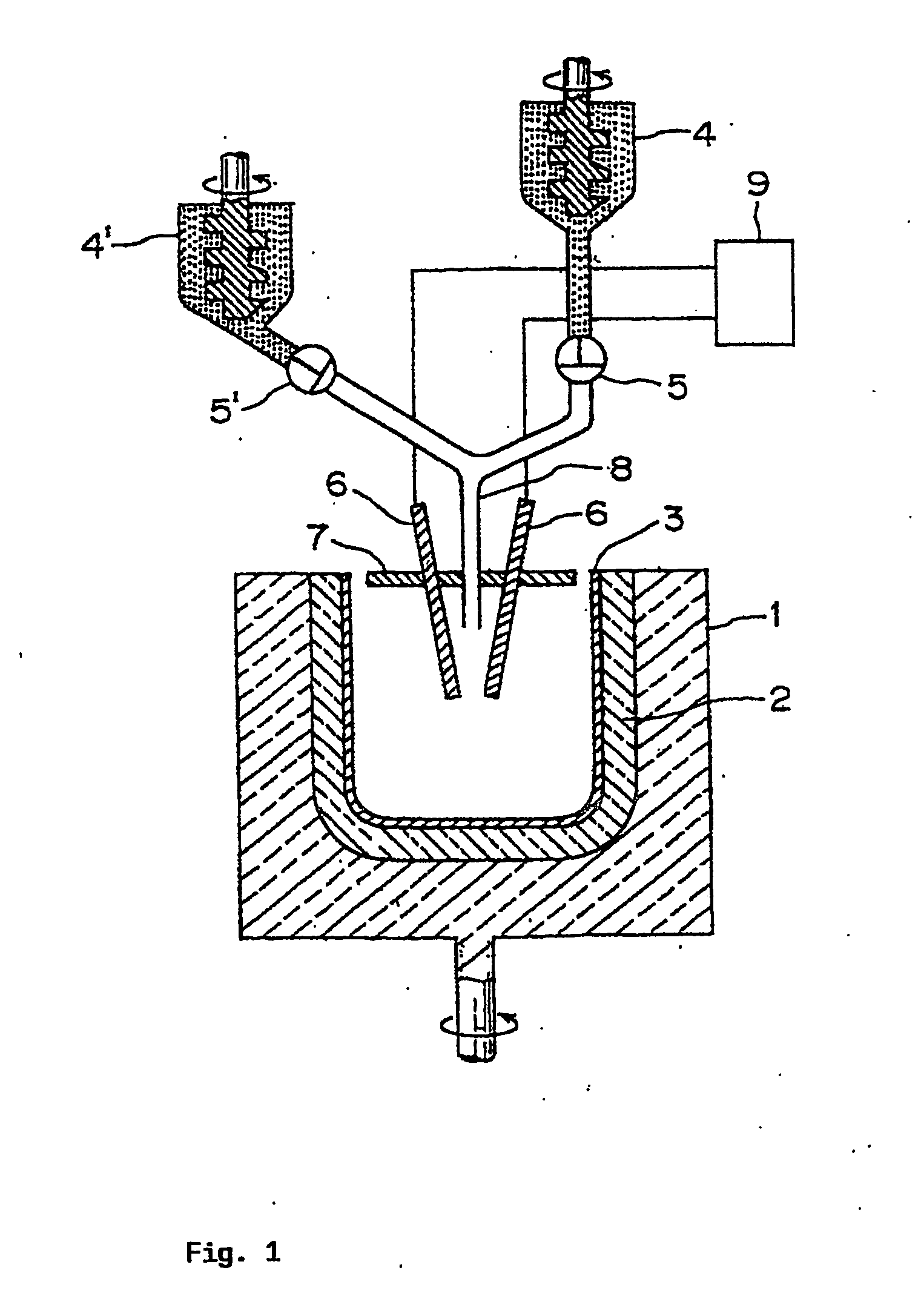 Mehtod for producing quartz glass crucible for use in pulling silicon single crystal and quartz glass crucible produced by said method