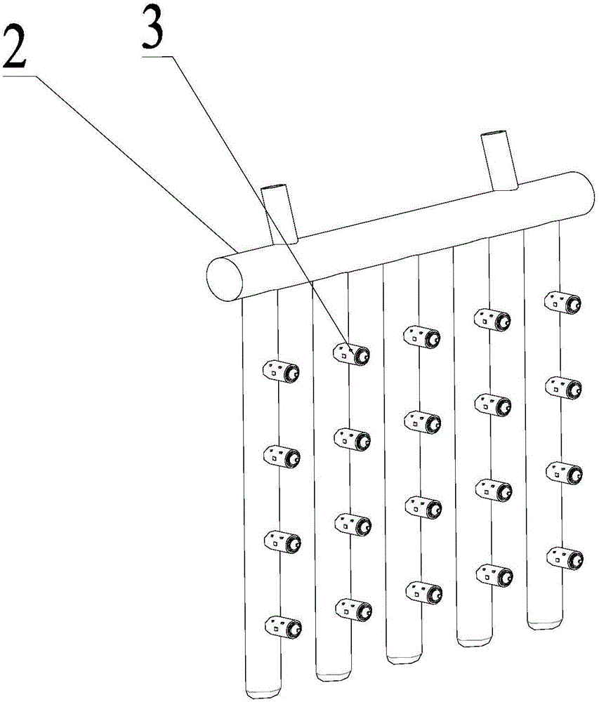 Intermediate temperature efficient modified SNCR denitration device of layer-burning boiler and method