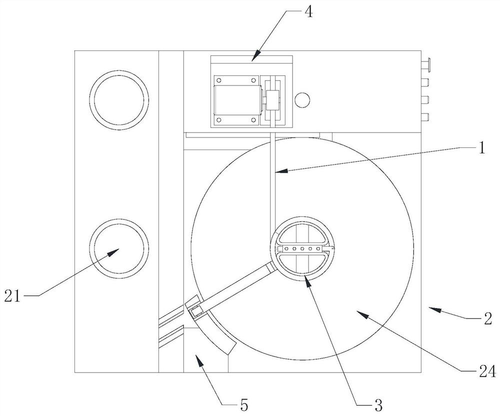 Automatic collecting and storing device for redundant cables