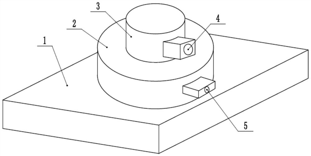 Long-distance target tracking system and method based on long-short-focus camera group