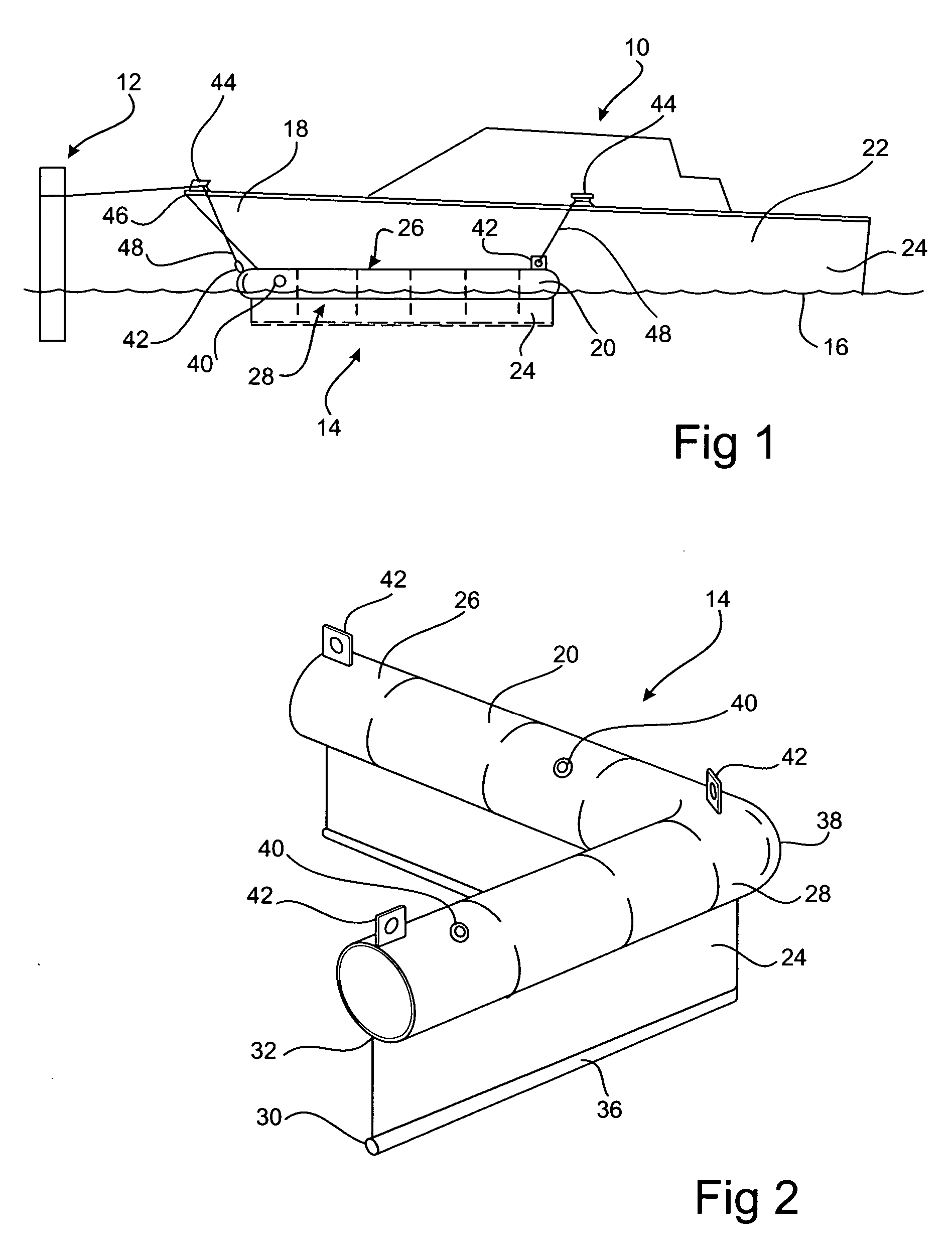 Wash attenuator for a moored vessel