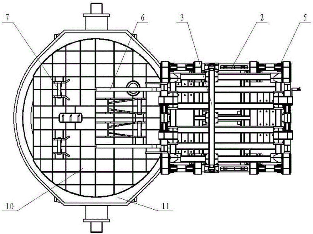 Automatic steel ladle covering and uncovering device