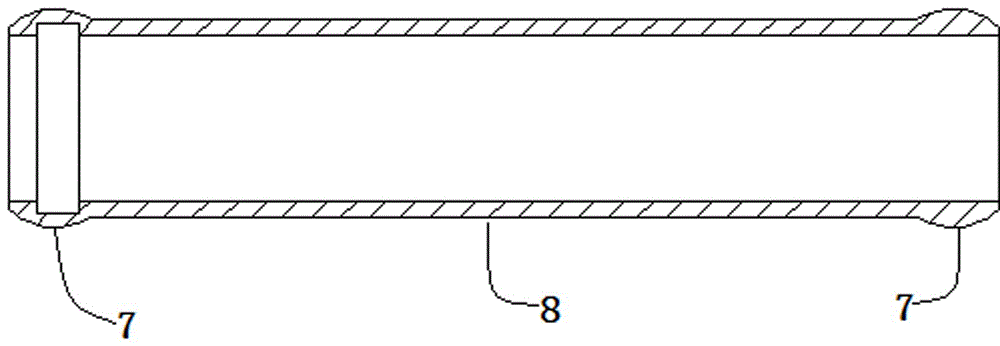 Sealing device and application of sealing device for achieving thermal deformation compensation