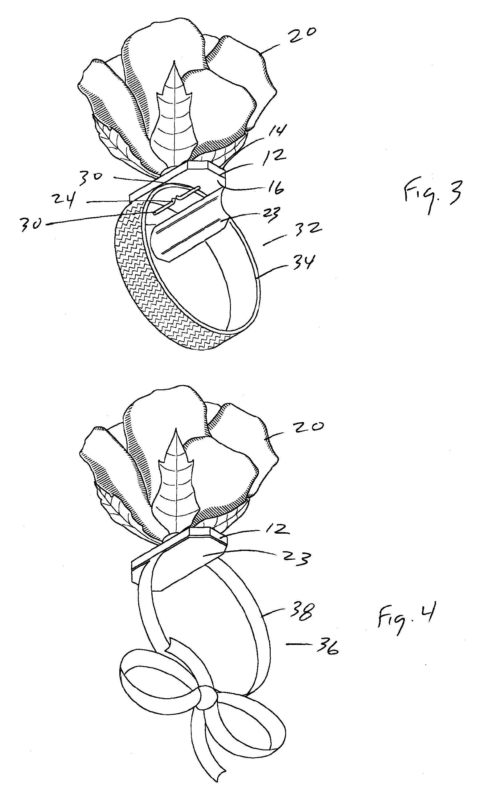 Wearable floral display device and method