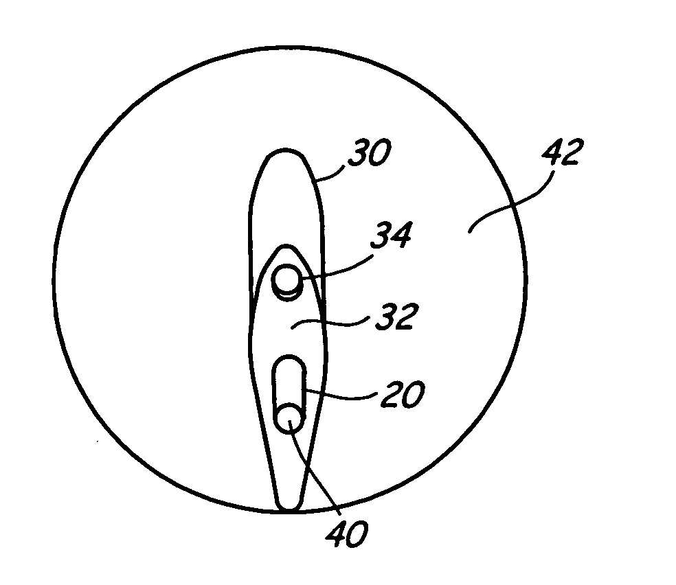 Ice detector for improved ice detection at near freezing condition