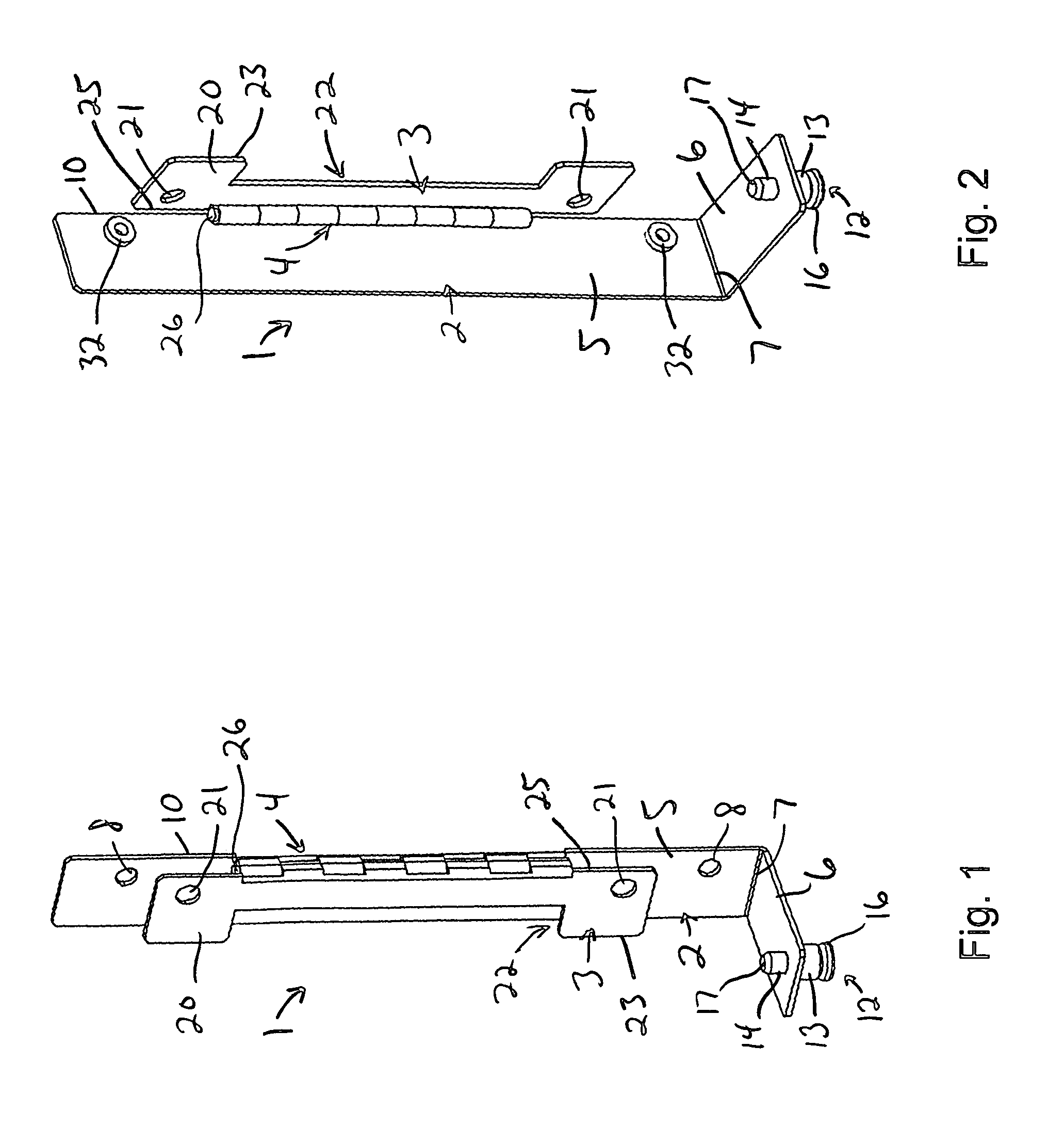 Space-saving mounting fixture for use with an equipment rack