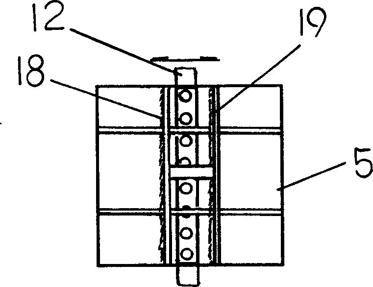 Automatic sowing machine for culturing seddlings in plastic tray