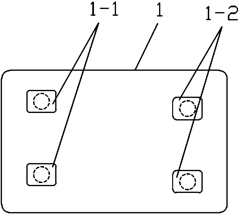 A chip punching mechanism of a multi-chip smart card chip packaging device