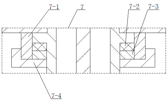 Fresh concrete gas content detection device under vibration and temperature variation conditions