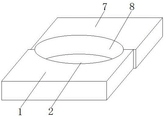 Fixing device enabling detergent tank to be carried safely