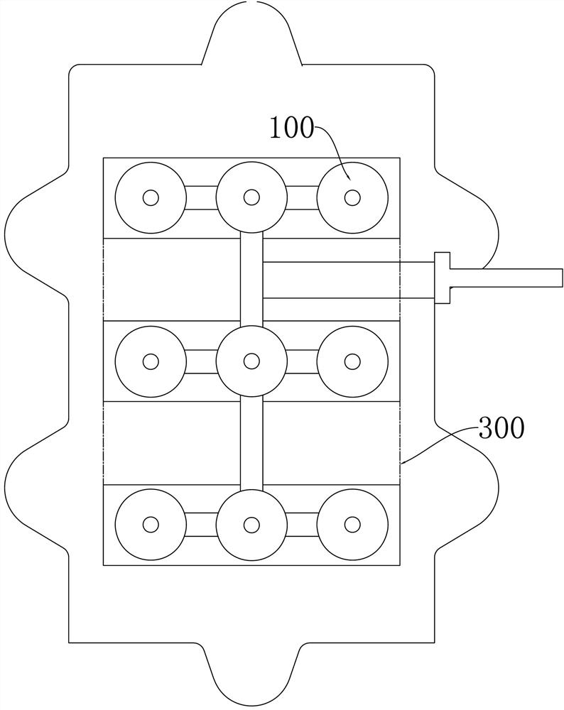 Novel electrode array for treating tumors through electric field