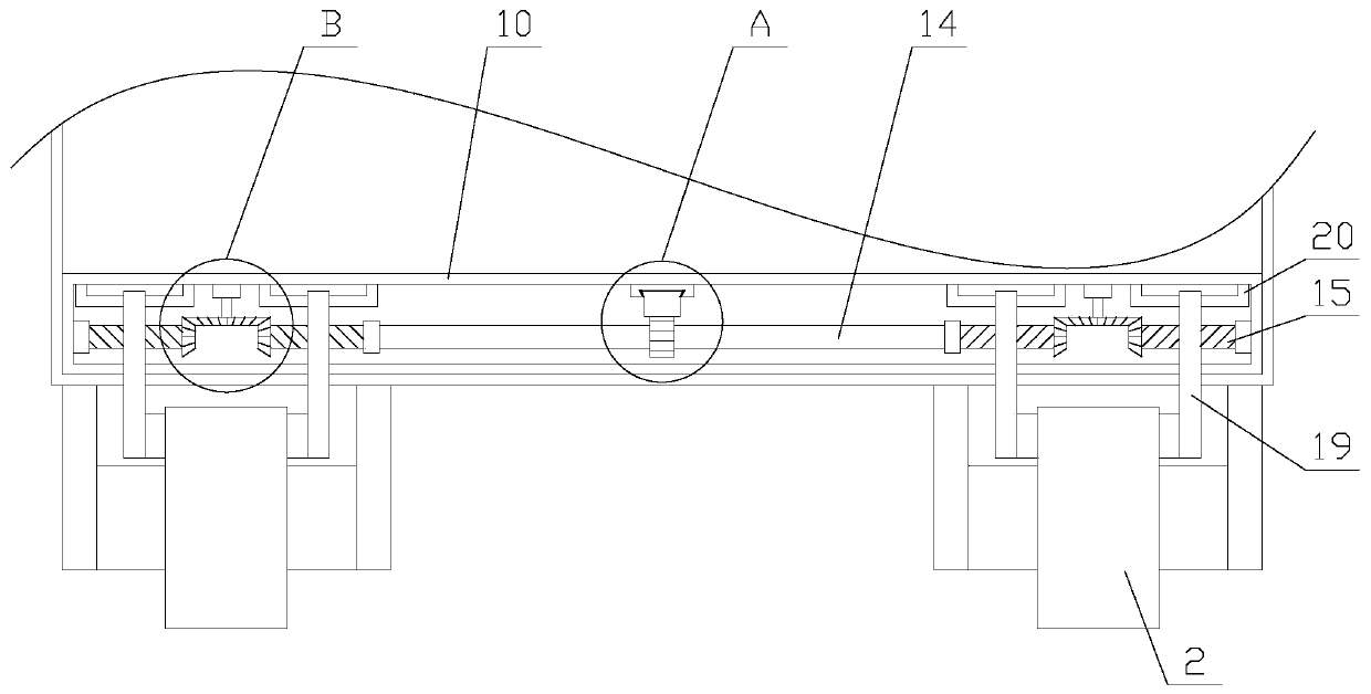 High-safety ore transportation device with slope sliding prevention function