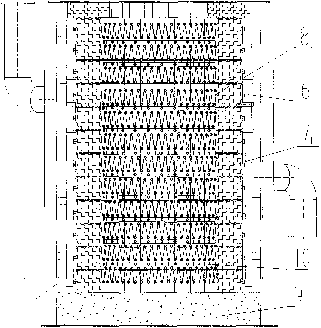 Vacuum heating furnace for smelting spongy titanium and spongy zirconium