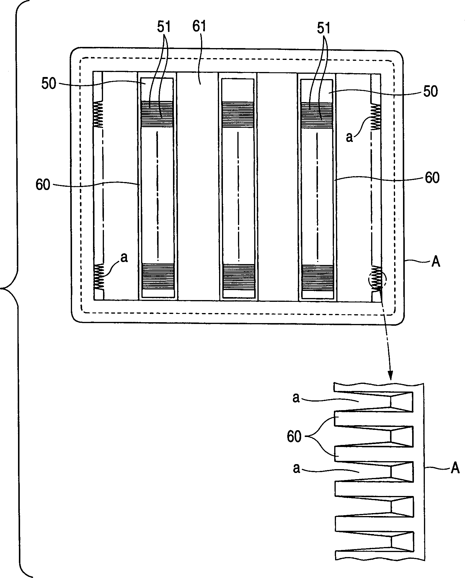 Plate shape body transport box, foam forming method and foam forming device