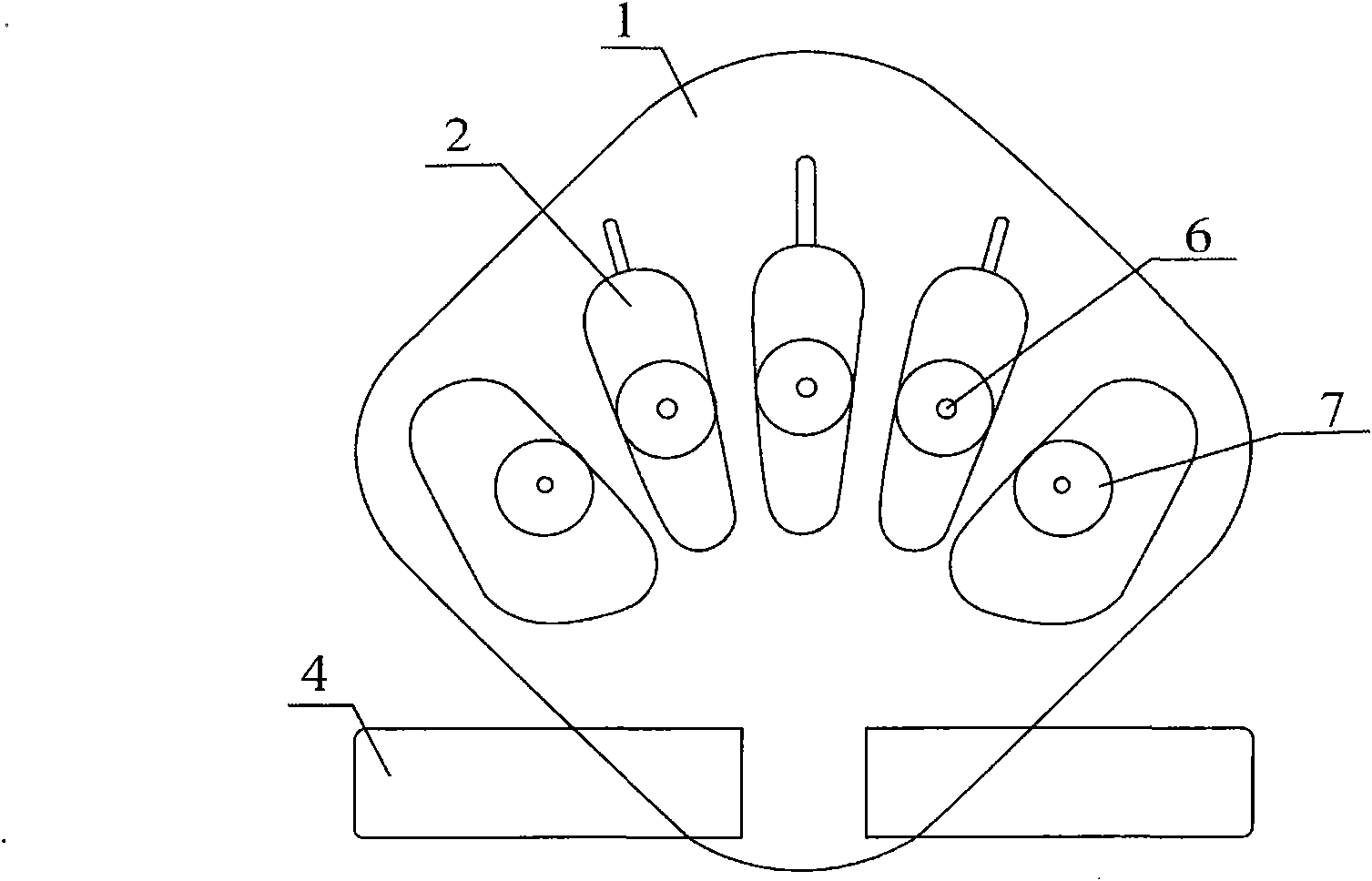 Adjustable finger-separating plate