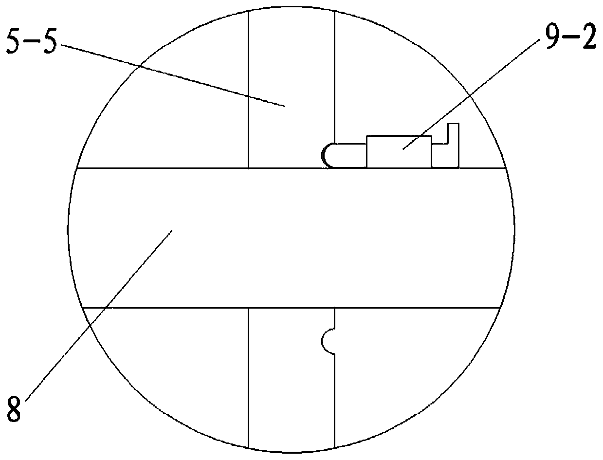 Hollow metal material preparing device and method