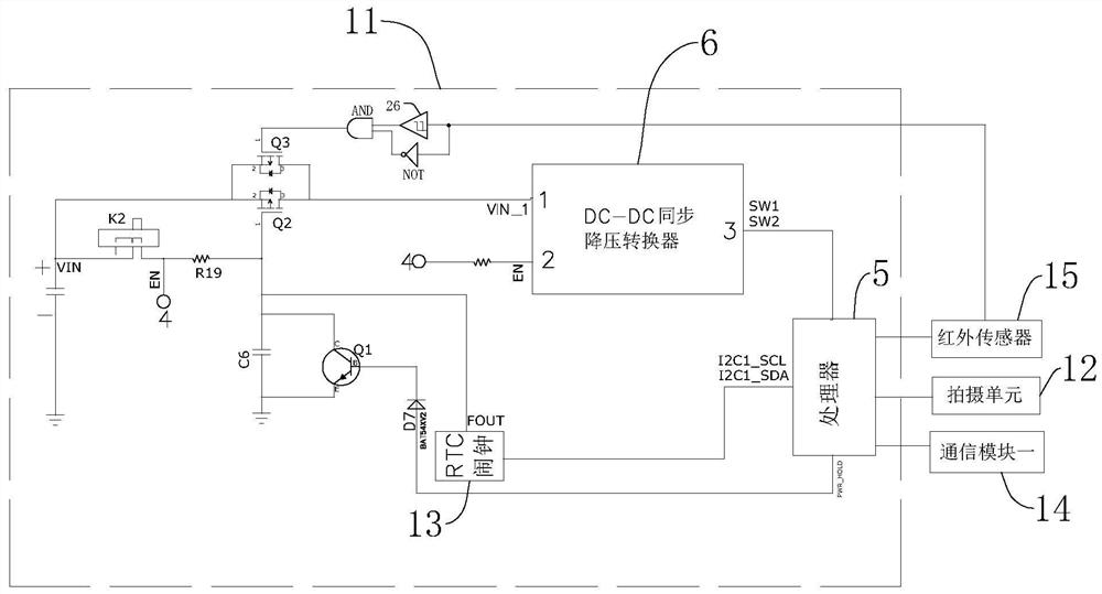 An unmanned supermarket shelf monitoring system and its control method