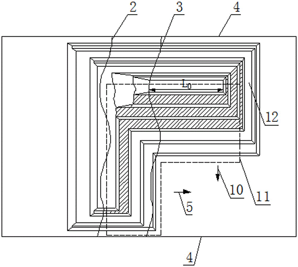 Internal discharge method during anticline passing period of open-cast mining