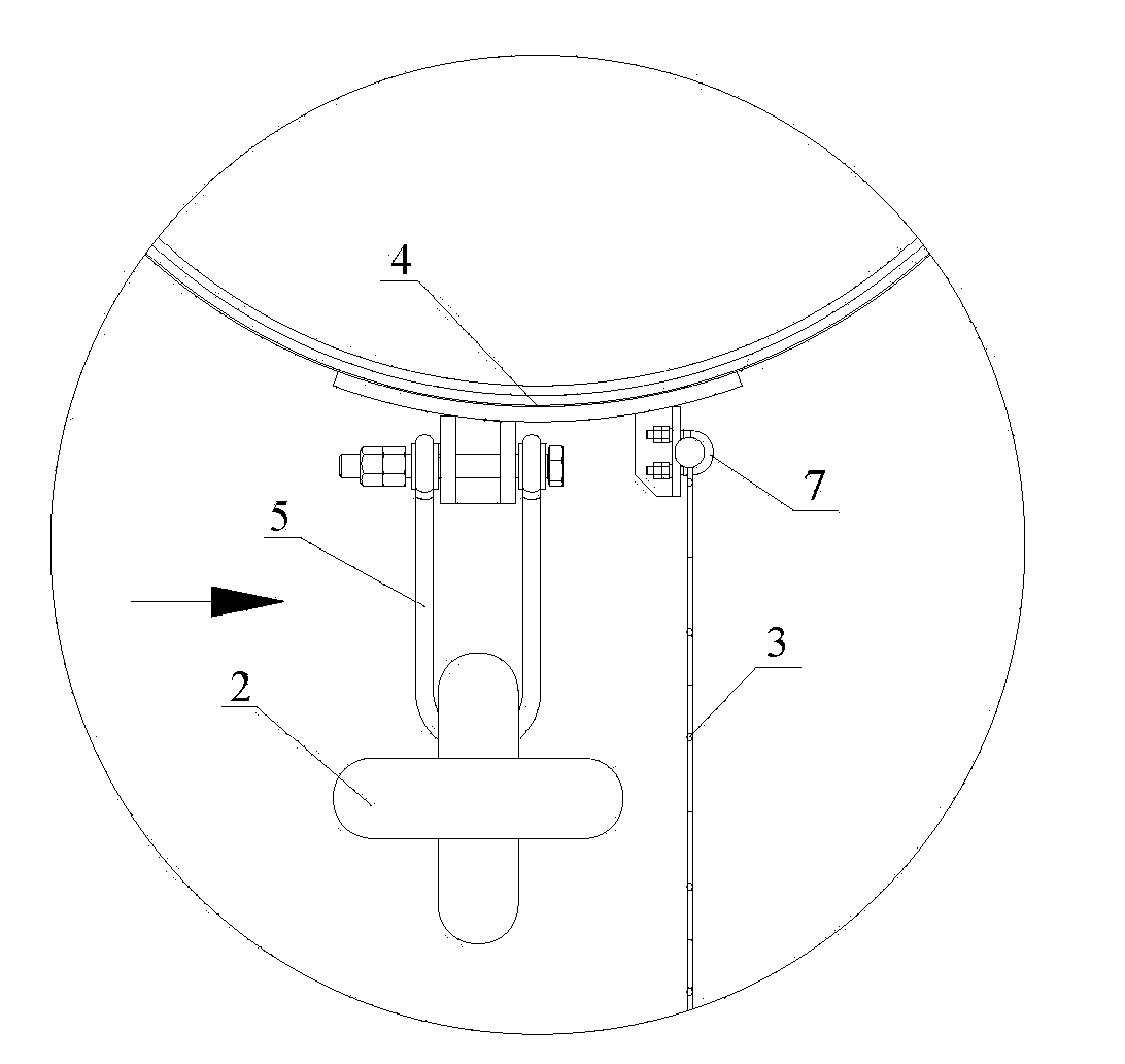 Anchor chain span wire trash holding row