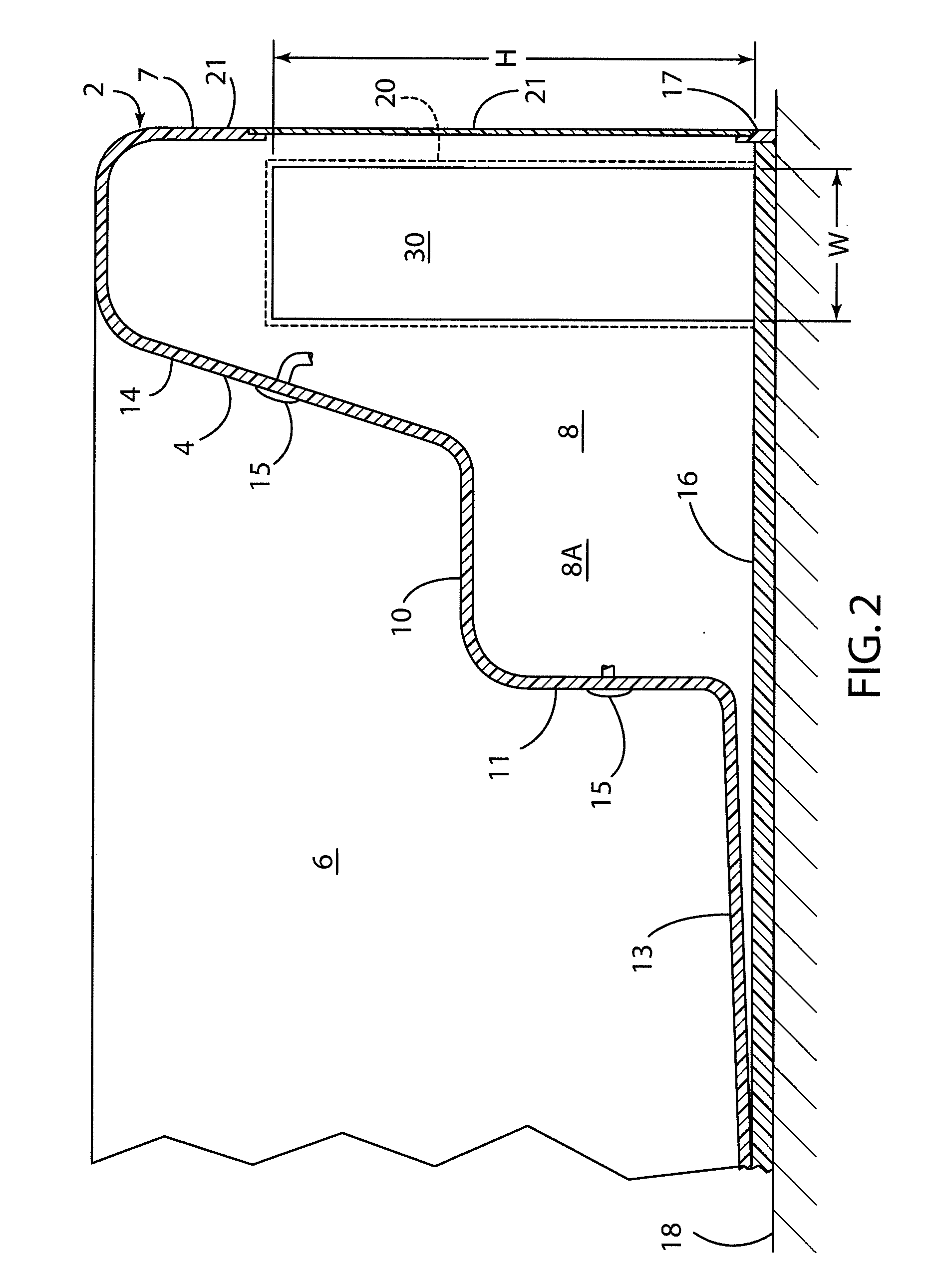 Spa having heat pump system