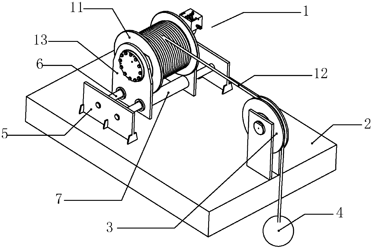 Device and method for automatic centering of rope-out deflection angle of winch