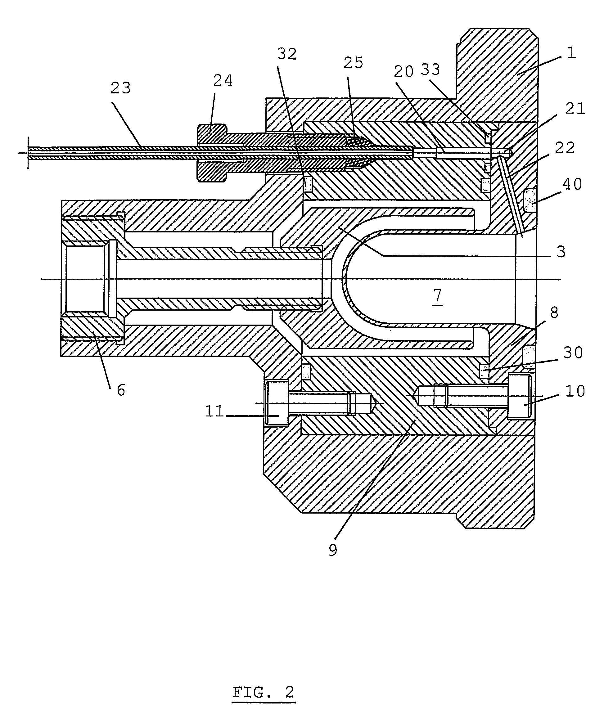 Target device for producing a radioisotope