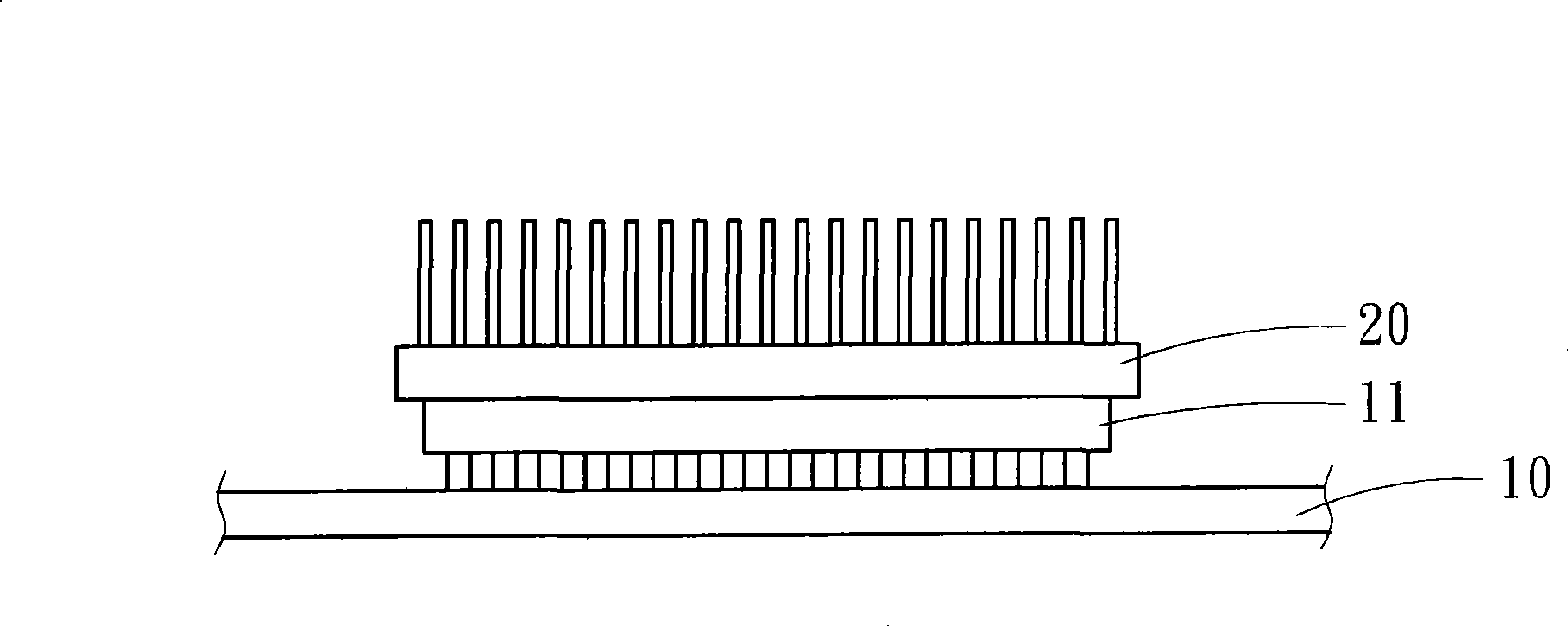 Elastic heat conducting and radiating device