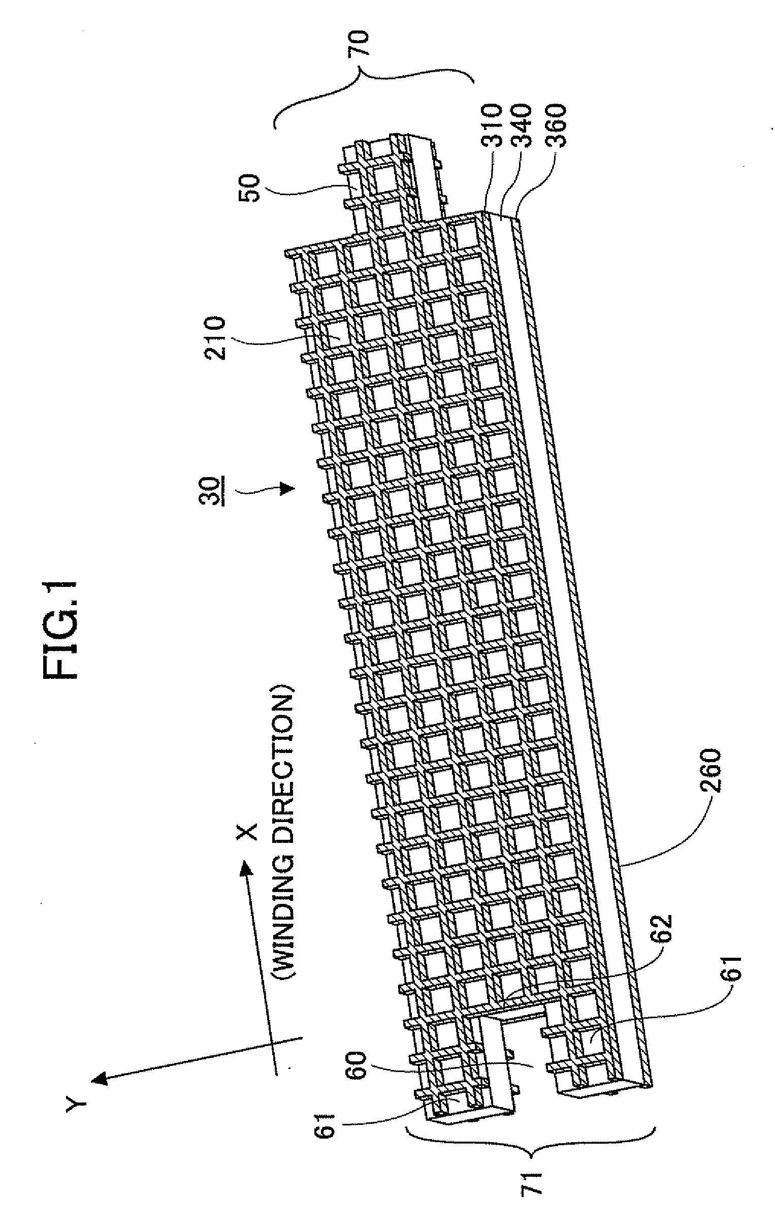 Mat member, exhaust gas treatment apparatus, and muffling apparatus