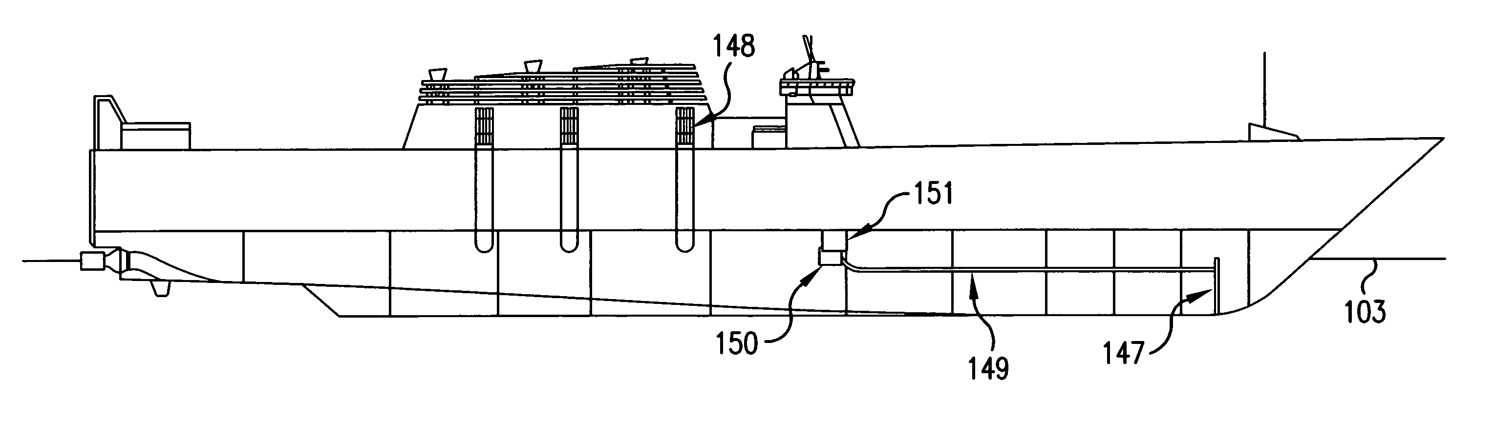 Monohull fast ship or semi-planing monohull with a drag reduction method