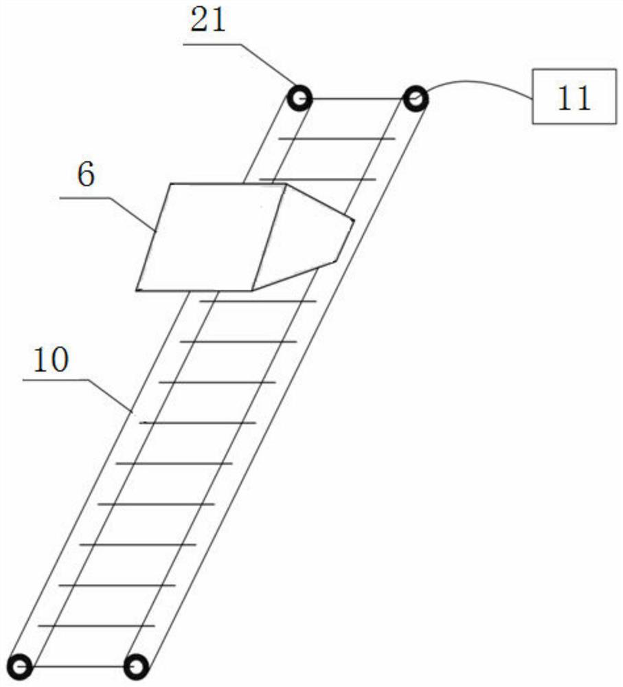 Automatic device for treating heavy metal contaminated soil