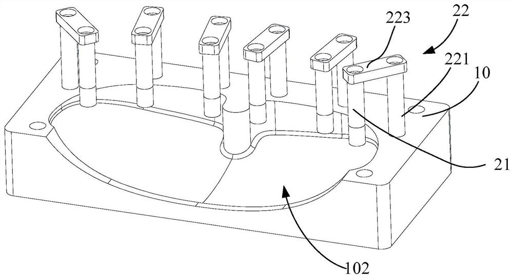 Pressure maintaining jig