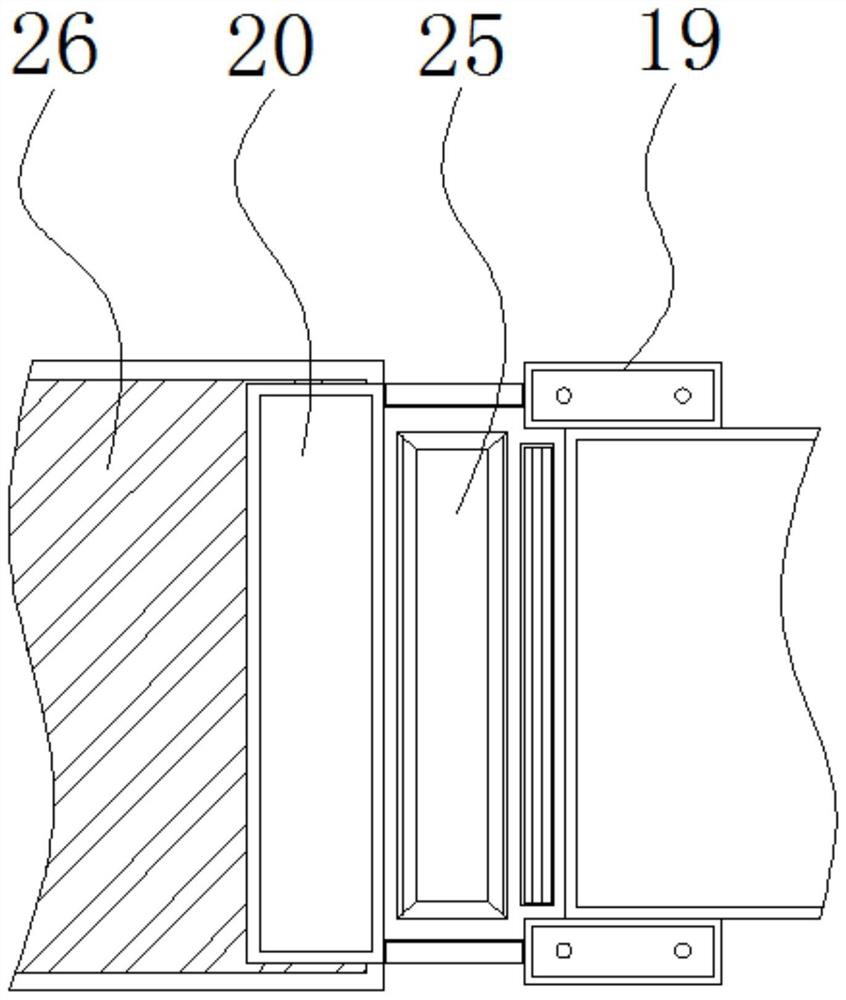 Discharging device with automatic detection structure for PCB machining