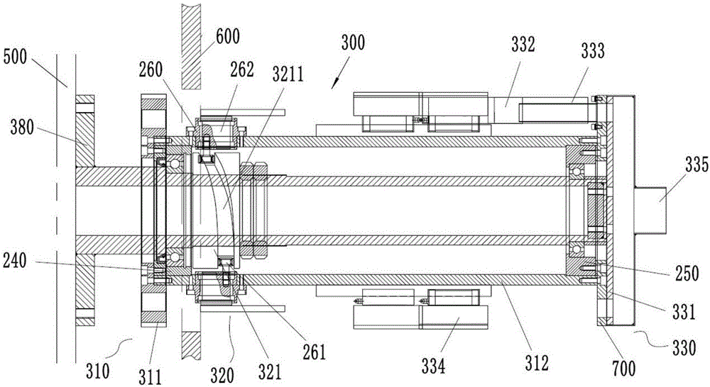 Longitudinal distance varying device on operation side