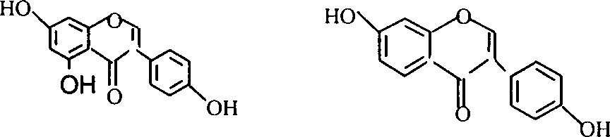 Method of preparing soybean isoflavone aglycone by hydrolyzing enzyme of natural edible raw material