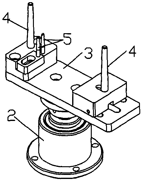 Automatic winding and bundling device for connecting wires