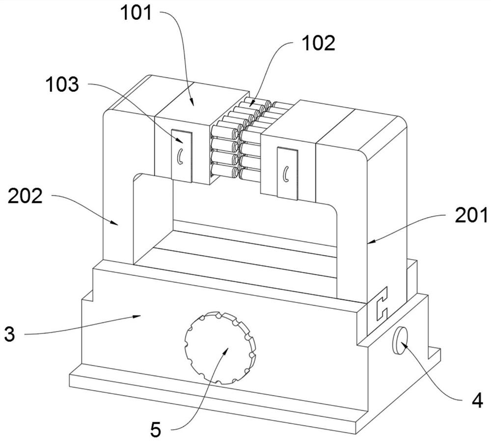 Machining jig with automatic positioning and fixing effects