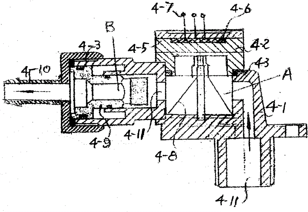 Optical wave heating metal water tank electric water heater provided with water flow sensor with pressure reduction function