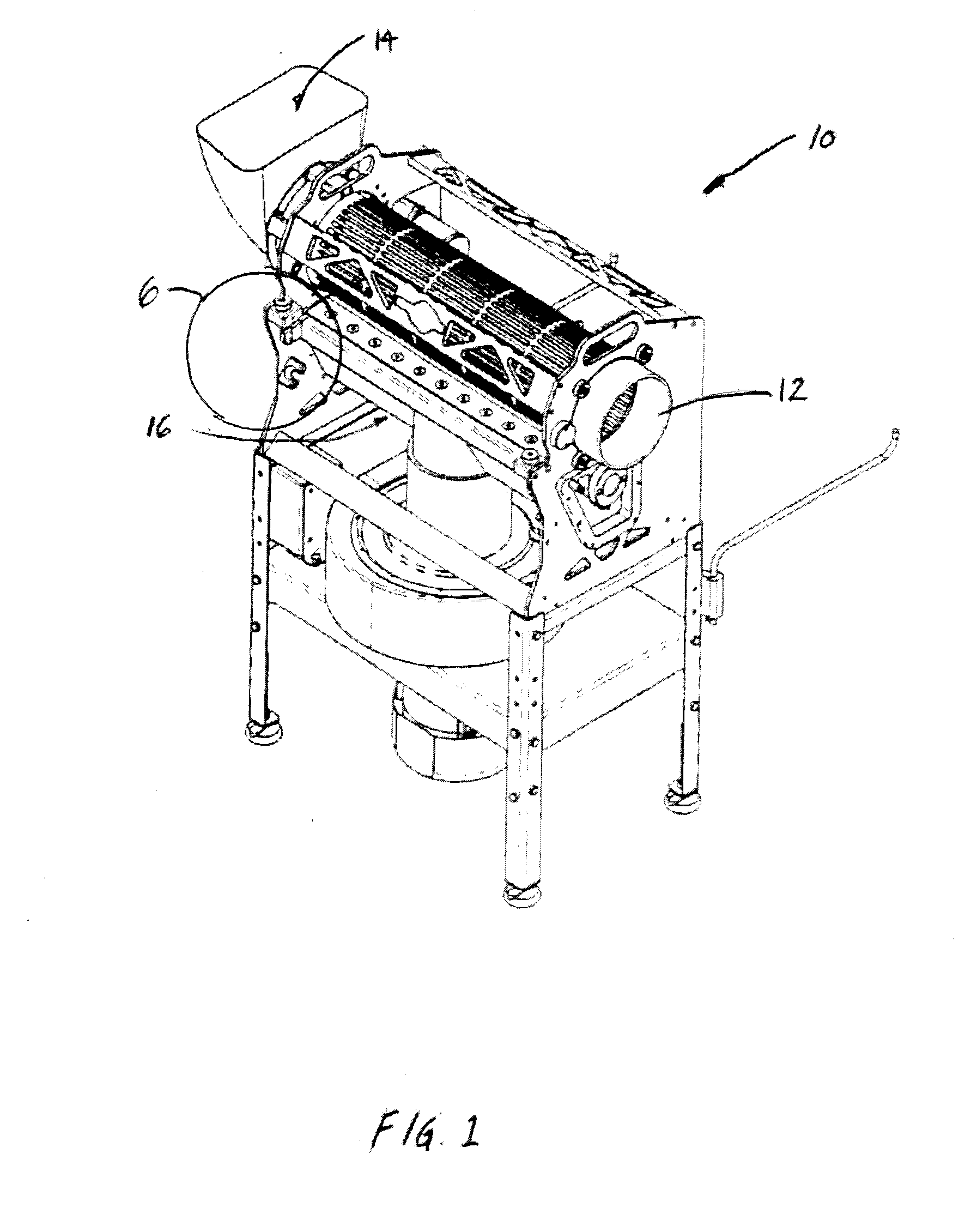 Blade mechanism for a plant material trimming device