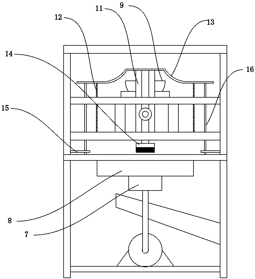 Locating and conveying device for bamboo shoot slicing