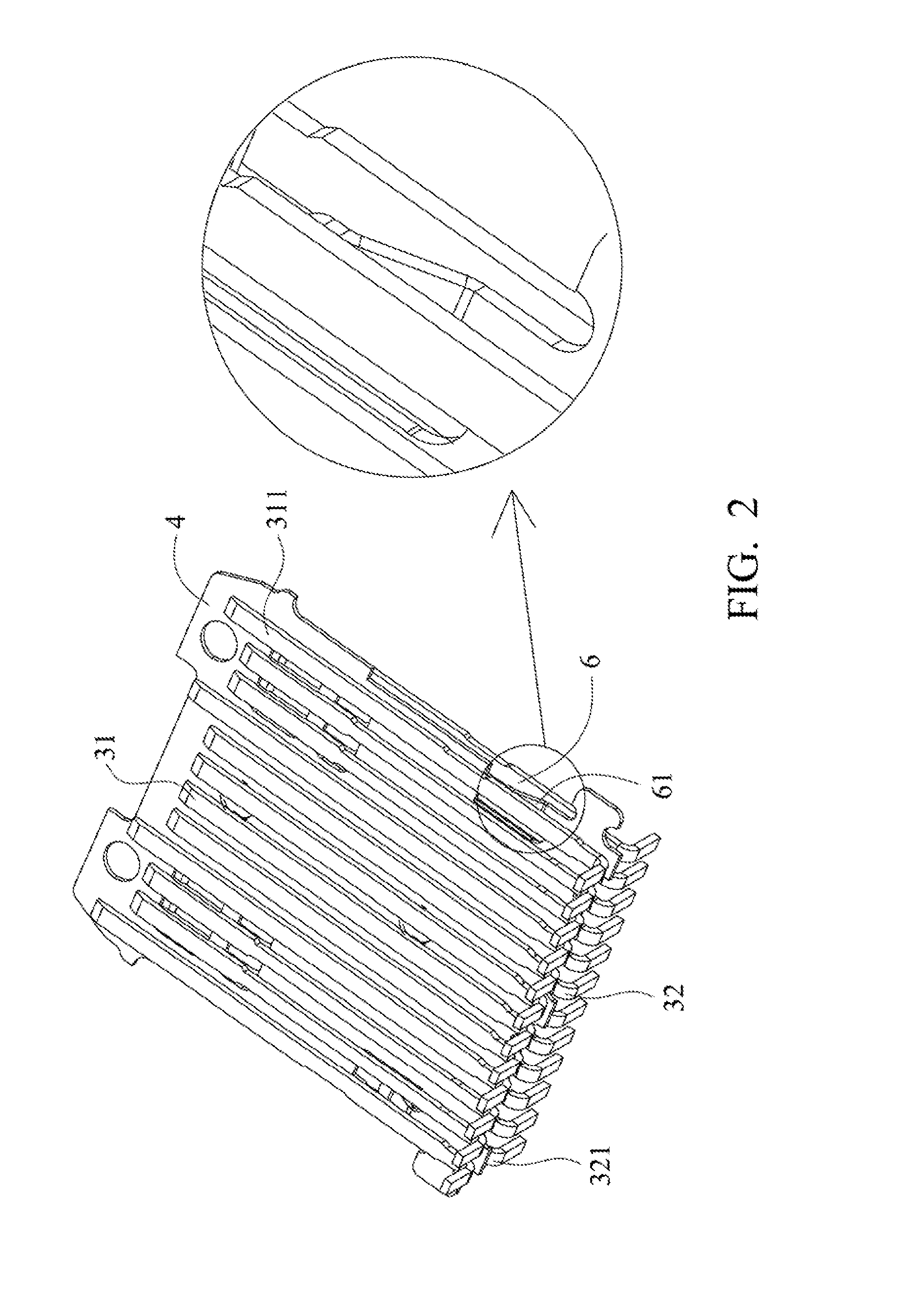 Female connector for high-speed transmission with grounding
