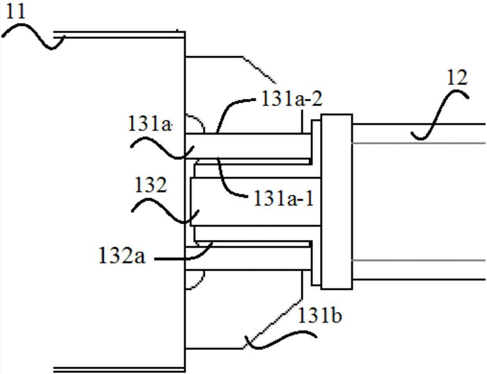 Rail type iron roughneck