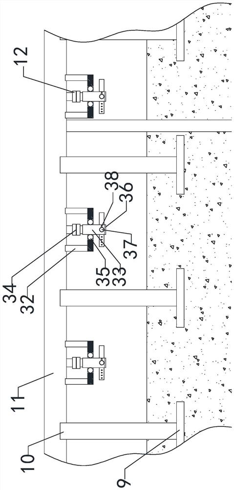 Water-saving irrigation device for highway greening isolation belt