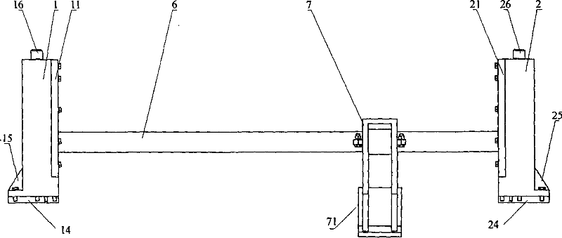 A control tool that carries the operating carrier to move axially and circumferentially relative to the operating base