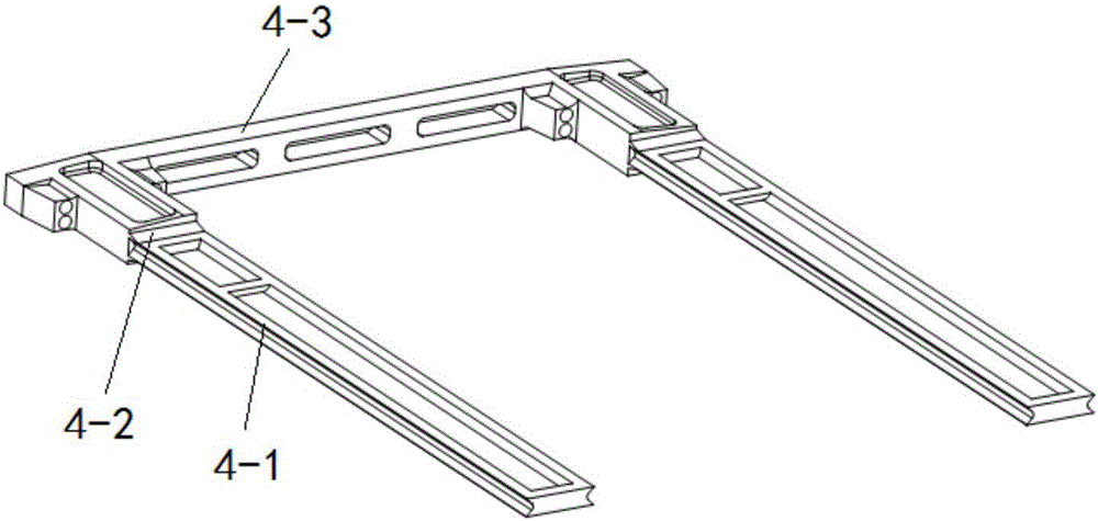 High-speed controllable telescopic wing