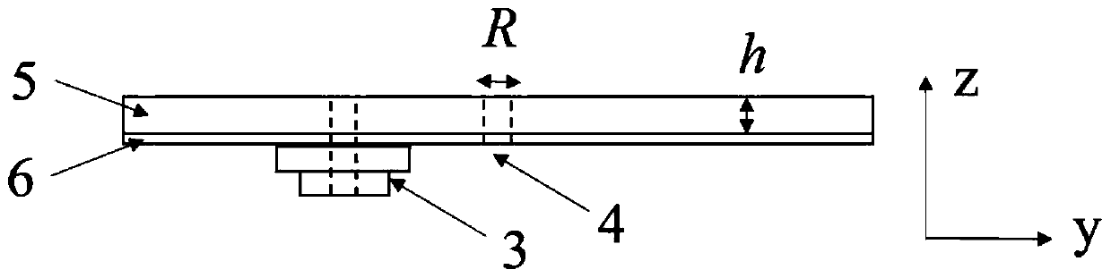 Single-feed double-circular-polarization directional antenna with extremely small frequency ratio and antenna system