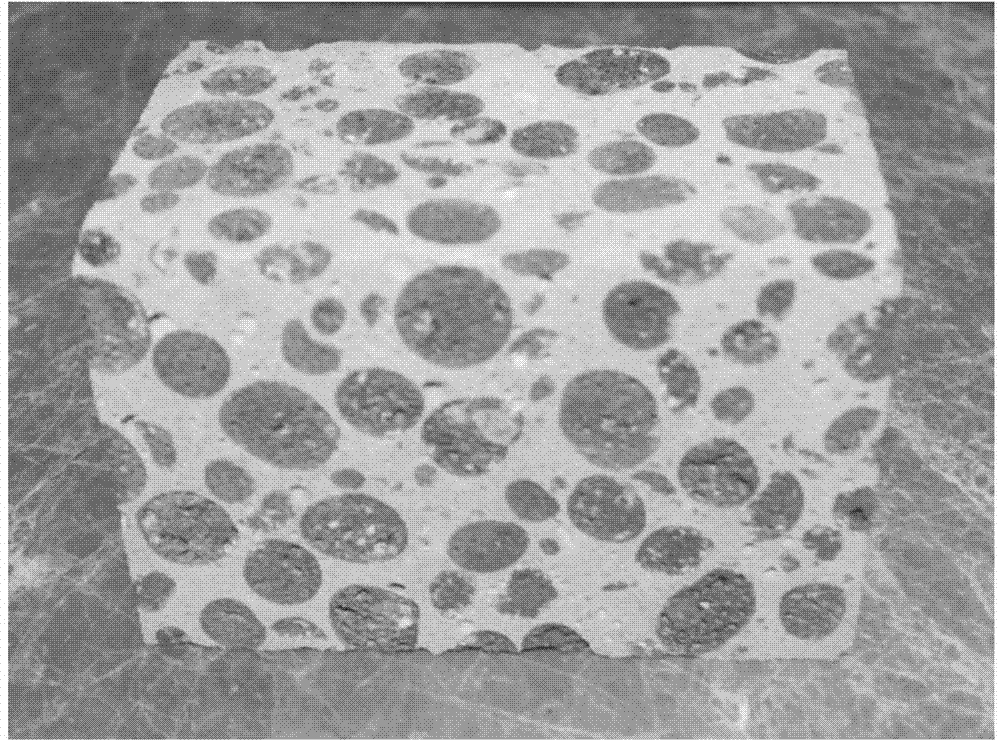 Sludge ceramsite and ceramsite enhanced foam concrete self-insulation building block and preparation method of building block